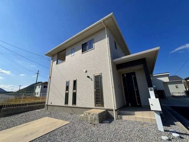 ☆価格変更☆高松市三谷町中古戸建 4LDK 2400万円