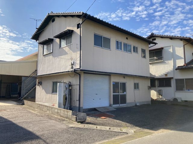 【新着物件】高松市木太町 売り土地 事務所+倉庫の建物付